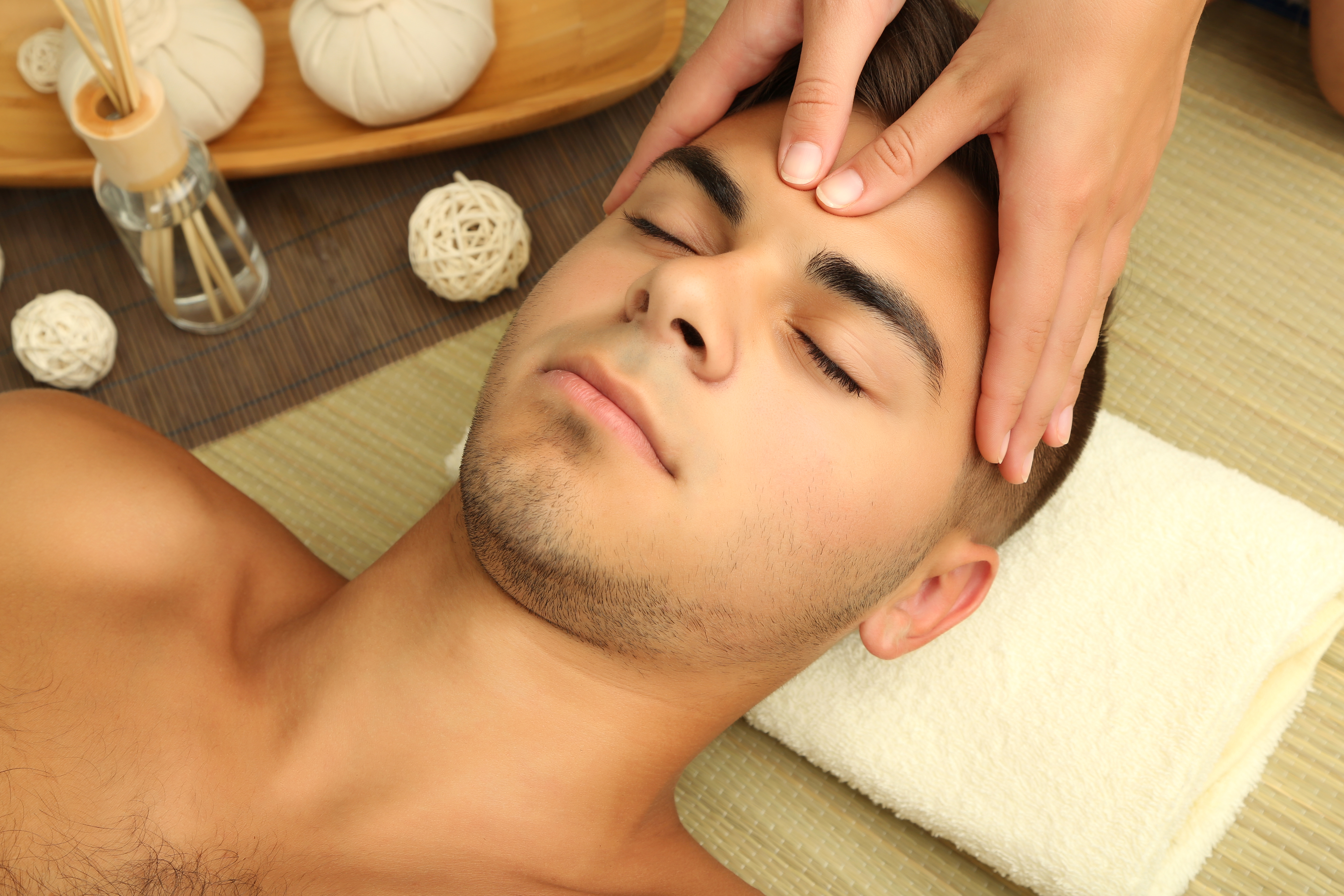 The Royal Age Protect Facial